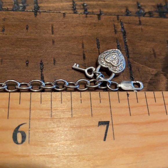 Authentic Jared Jewelry - beautiful charm bracelet. - Picture 10 of 11